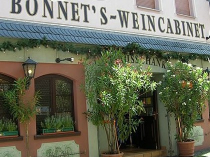 Photo: Weingut Bonnet Walluf